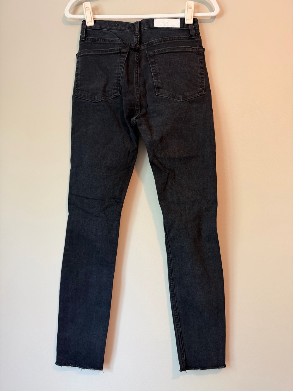 RE/DONE Originals “Ankle Crop” Black Distressed Skinny Jeans Sz 26 NWT - Picture 2 of 7